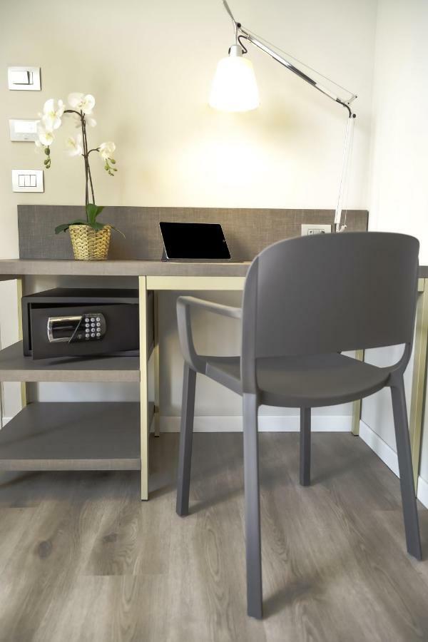 Sleep Tide Suites Milano Ngoại thất bức ảnh